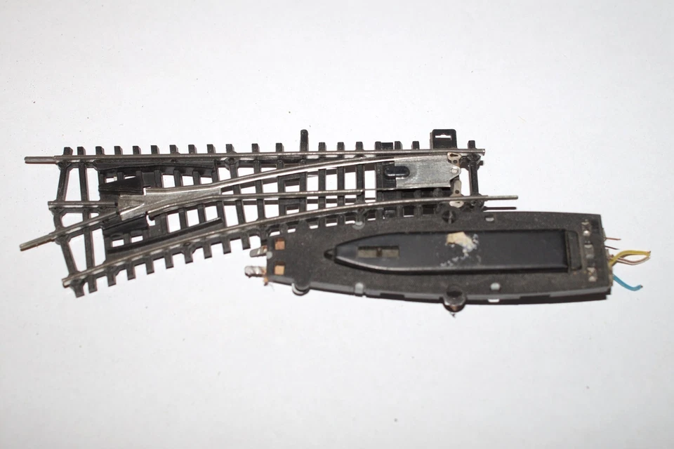 BTTB 6813 einfache Weiche links elektromagnetisch - Bild 1 von 1