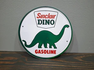Letrero metálico redondo de 8 pulgadas de gasolina Sinclair DINO - Imagen 1 de 5