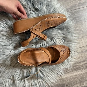 Spring Step Swansea Santonio sandals in camel - 6 - Picture 1 of 10