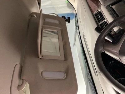 Parasol izquierdo conductor iluminado para 07-14 ESCALADE 1394417 Foto 1 de 4