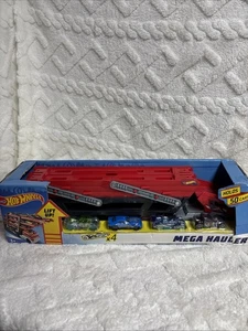 Hot Wheels MEGA Hauler + 4 Cars Vehicles FPM81  NEW FREE SHIPPIG GIFT TOY KIDS - Picture 1 of 11