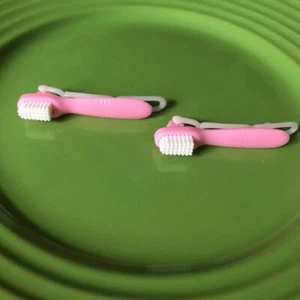Barrettes for toddler, pink, toothbrush shaped - Picture 1 of 1