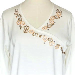 Yi Lin Sweater NEW Lightweight Winter White Bead & Sequin Flowers Womens 1X - Picture 1 of 9