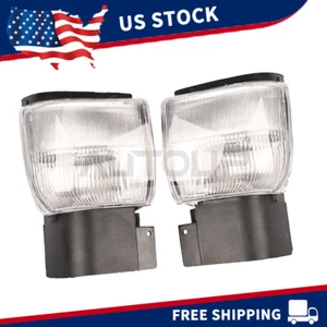 Corner Lamp - LH & RH Fit Nissan UD1800 UD2000 UD2300 UD2600 UD3300 1995-2010 - Picture 1 of 4
