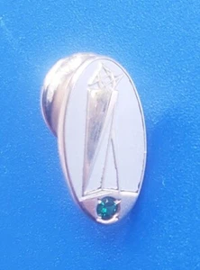 Vintage Estate 10k Yellow Gold Lapel Tie Tack Pin with Green Stone - Picture 1 of 5