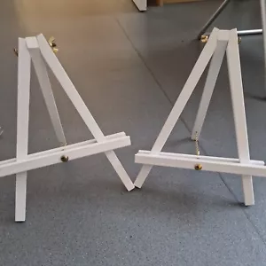 Small Wooden Easels White For Wedding Or Celebrations - Picture 1 of 3