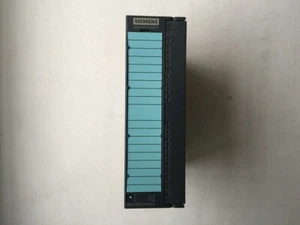 1PZ USATO SIEMENS 6ES7 334-0CE01-0AA0 - Foto 1 di 2