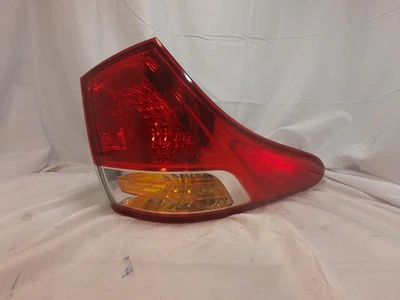 2007 to 2012 Hyundai Veracruz Tail Light Left Driver LH OEM R3422 DW - Image 1 of 4