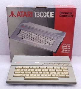 Computadora vintage Atari 130xe - sin probar con caja OEM - Imagen 1 de 14