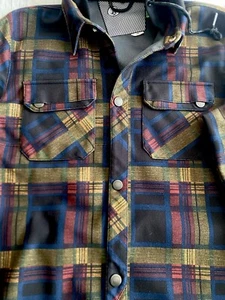 Volcom Long-Sleeve Hooded Flannel snow jacket - Picture 1 of 7