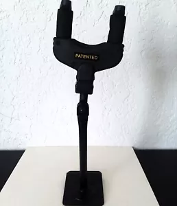 Hercules GSP40SB Auto Grip System Guitar Hanger, Slat Wall Mount, Long Arm - Picture 1 of 7