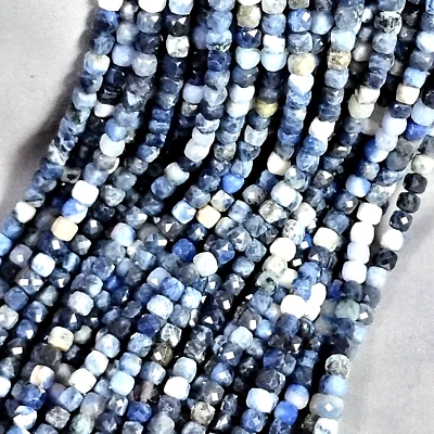 Cuentas de bloque cubo facetadas de 4 mm azul denim natural brillante 15" Str Foto 1 de 4