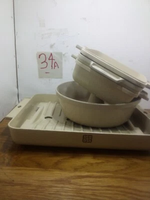 vintage littonware microwave cookware 2,1 Quart Bowls With Lid,5quart Bake... - Image 1 of 4