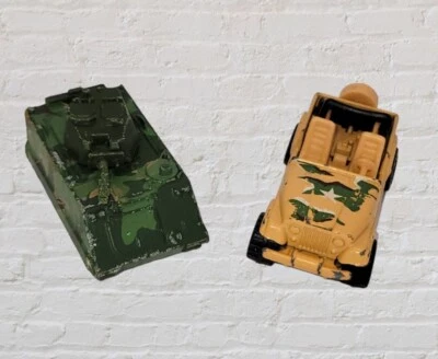 Vtg 1980s Hot Wheels Lot 2 Military Diecast Vehicles Camo Green Tank Desert Jeep - Image 1 of 4