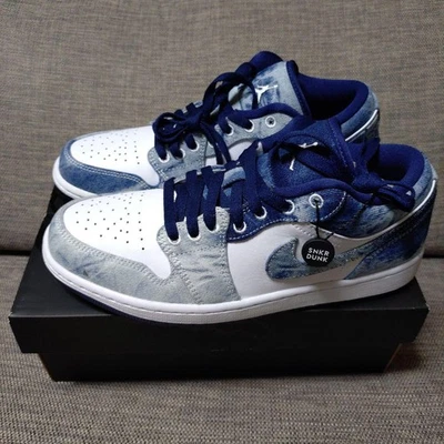 Men 8.5US Nike Air Jordan 1 Low Se Washed Denim - Image 1 of 4