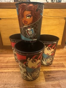 Set of 4 Monster High Collectible Party Cups 2014 Reusable Plastic 16 Oz - Picture 1 of 4