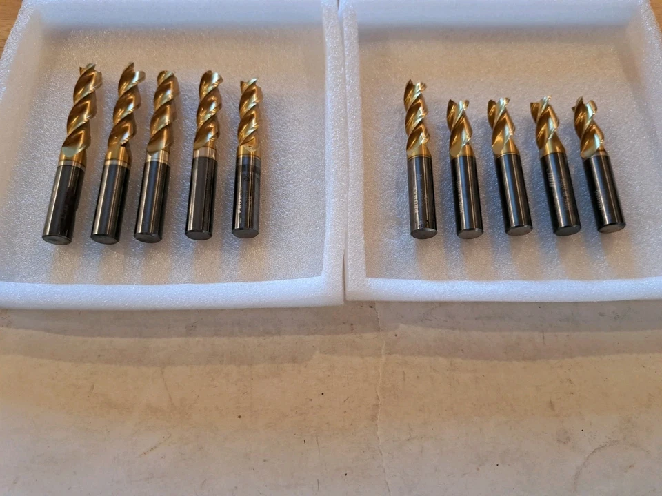 硬质合金 1/2 直径 3 长笛端铣 10 件 CnC 磨削和涂层 2.8 磅乐透 — 第 1/4 张图片