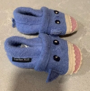 Garnet Hill Baby Wool Slippers Blue Shark 0-6 Mon. NWOT- $52 Orig. - Picture 1 of 5