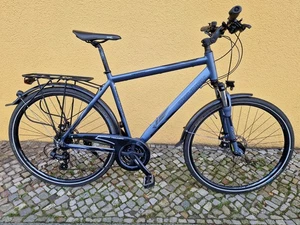 Triumph Alu Trekking Bike 28er, Rahmen Größe 55 cm Berlin  - Bild 1 von 9