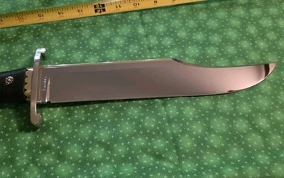  CUCHILLO BOWIE TRASERO DE LATÓN STEVE VOORHIS IRON MISTRESS Y FUNDA DE CUERO PERSONALIZADA  Foto 1 de 4