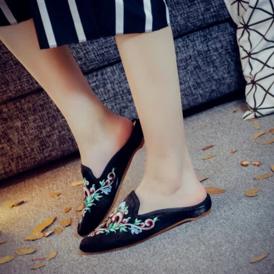 Mujeres Primavera Muller Zapatos Zapatillas Perezosas Retro Floral Bordado Zapatos Cómodos Foto 1 de 4