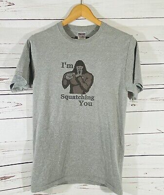Sasquatch Mens T-Shirt Tee Size Small Gray Short Sleeve Cotton Bigfoot Jerzees • 15.13€