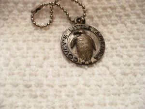 83A- VINTAGE COVEY'S LITTLE AMERICA KEY CHAIN PENDANT SOUVENIR #5422 - Picture 1 of 7