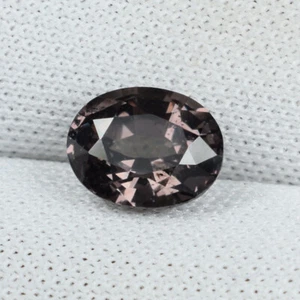 1,48 ct TOP LUSTROSO - CAMBIO DE COLOR NATURAL GRANATE Ovalado Ver Vdo 3506 SK - Imagen 1 de 3
