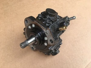 Opel Saab Chev Hochdruckpumpe Kraftstoff Hochdruck Pumpe Einspritzpumpe 55571005 - Picture 1 of 12
