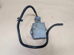 1994-95 Dodge Ram 8.0 V10 2500 3500 Ignition Control Module Unit ICU ICM Ignitor - Picture 1 of 3
