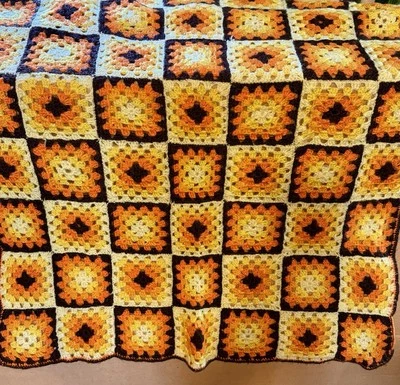 VTG Granny Square Crochet Afghan Lap Blanket Throw Cottage-core Retro Decor  - Image 1 of 4