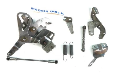 Mercedes W124 TE 4-Matic A1030700724 A1030702821 Lever bearing block deflection  - Image 1 of 4