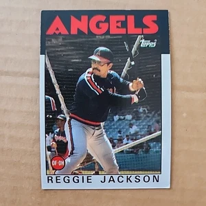 1986 Topps #700 Reggie Jackson California Angels HOF - Picture 1 of 2