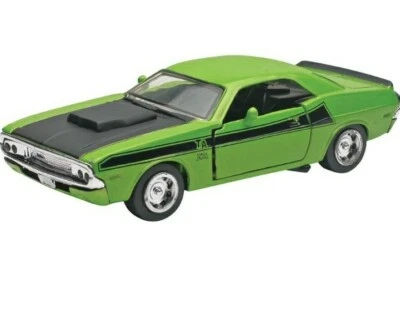 1977 DODGE CHALLENGER SS 1:32 SCALE DIE CAST T/A340 SIXPAK GREEN  - Image 1 of 4