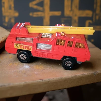 1975 Matchbox Superfast Blaze Buster Fire Ladder Truck No 22 Lesney England - Image 1 of 4