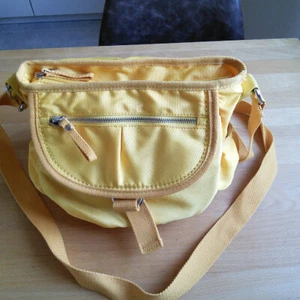 Gelbe Tasche / Neu - Bild 1 von 3