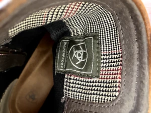 Womans Savannah Waterproof Ariat Boots Size 8B (Like NEW) - Picture 1 of 7