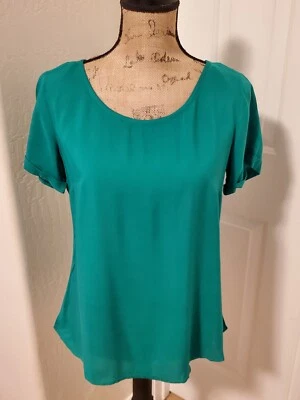 Copper Key Women's Size S Emerald Green Short Sleeve Top NEW - Image 1 of 4