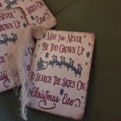 6 Primitive nostalgic Santa Christmas Gift Hangtags Handcut Handpunched & Sealed - Image 1 of 3