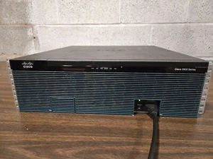 Cisco 3900 Series Integrated Service Router w/ C3900-SPE100/K9 - Picture 1 of 13