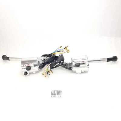 Par de interruptores de manija L/R NOS #2 HONDA GL100 GL125 CB100 CB125 S CG110 CG125 JX110 Foto 1 de 4