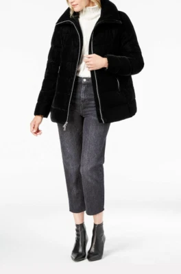 Abrigo acolchado de terciopelo BCBGeneration para mujer/negro, talla pequeña, nuevo con etiquetas precio de venta sugerido por el fabricante 280 USD Foto 1 de 3