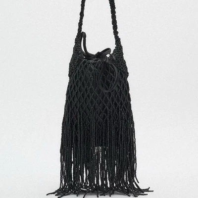 Bolso sin asas ZARA con flecos negros con cuentas 6388/010 Foto 1 de 4