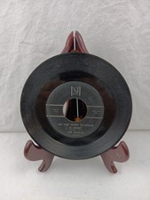 The Beatles 45 - Do You Want to Know a Secret - Vee-Jay VJ 587  Oval logo