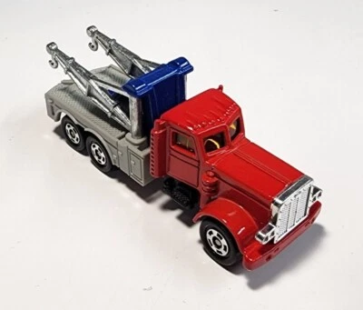 Tomica Tomy F63 American Tow Truck Heavy Wrecker 1:98 Diecast/Plastic Peterbilt - Image 1 of 4