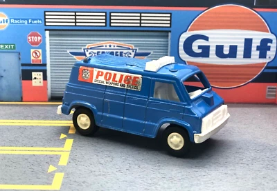 TootsieToy Police Van No. 1297 1:48 Scale - Image 1 of 3