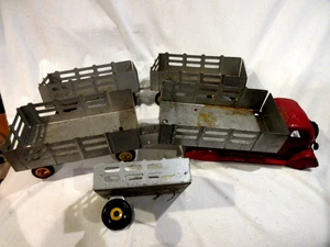 Vintage Marx Studebaker Stake Truck w/4 Trailers - Picture 1 of 17