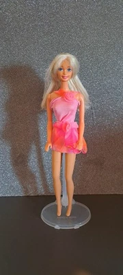 Mattel Barbie con Outfit Fashion Play 1990  - Immagine 1 di 4