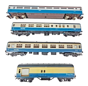 Rack 4 Hornby/Lima British Rail InterCity 125 y Royal Mail Coaches Modelo Ferrocarril - Imagen 1 de 24