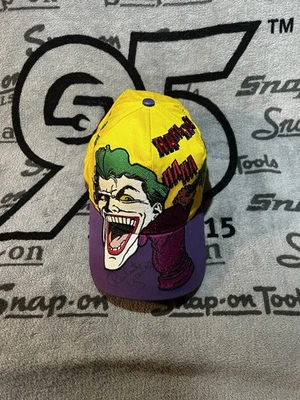 Nascar Batman Vs Joker DC #28 Irwin Sombrero Snapback Raro Firmado por Robert Yates WOW Foto 1 de 4